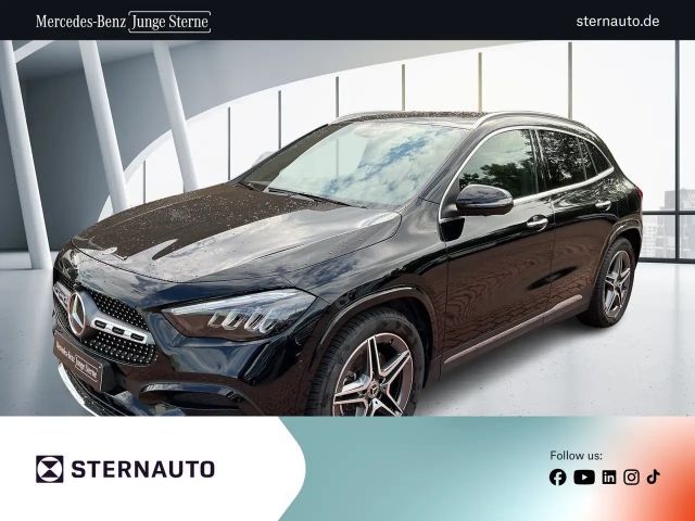 Mercedes-Benz GLA 200 GLA 200 AMG Edition Distro 360 Kam LED Spiegelpak 2025 Benzine