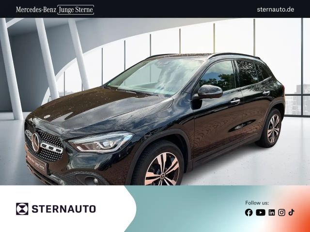 Mercedes-Benz GLA 250 GLA 250 4M Progr Distro 360Kam Nightpak AHK LED 2021 Benzine