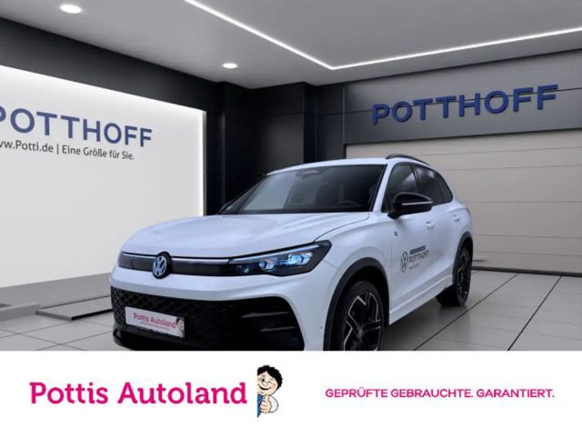 Volkswagen Tiguan 2.0 TSI DSG 4M R-LINE AHK IQ.LIGHT MATRIX 2026 Benzine