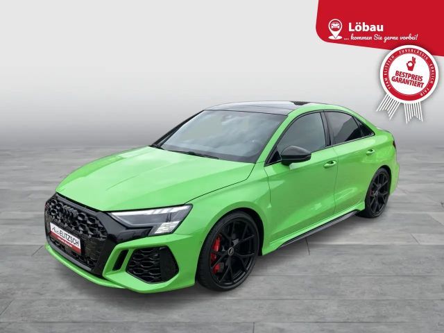 Audi RS3 Limousine S tronic MATRIX PANO RFK NAVI 2022 Benzine