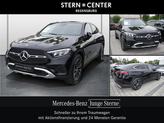 Mercedes-Benz GLC 200 4Matic+Coupe+Avantgarde+Kamera+CarPlay++ 2025 Benzine