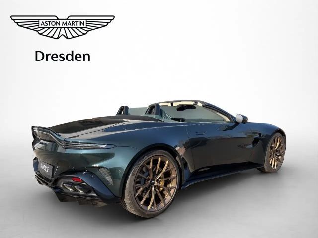 Aston Martin V8