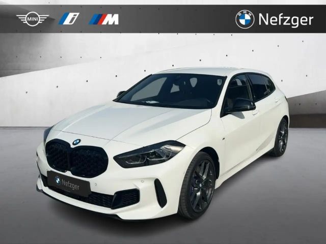 BMW 135 i xDrive M Paket LED HUD HiFi Komfortzugang 2021 Benzine