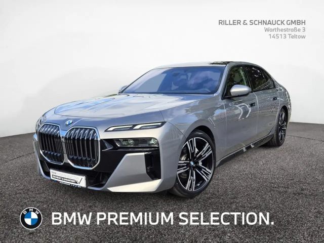 BMW 740 d xDrive M-Sport TV+AHK+STANDHZG+21ZOLL 2025 Diesel