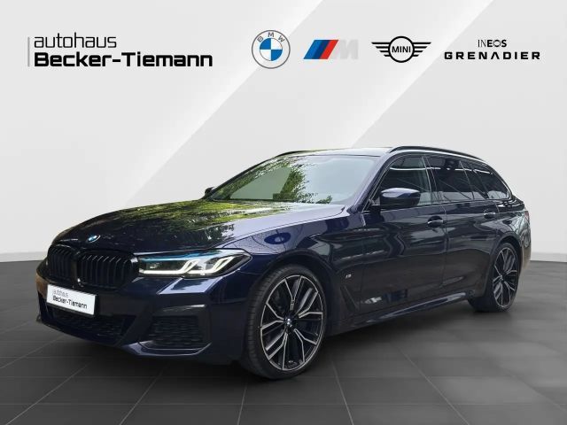 BMW 540 d xDrive Touring MPaket Pro | Panorama | Laser | H 2023 Diesel