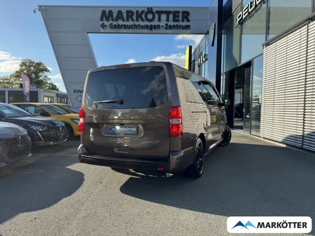 Peugeot Traveller