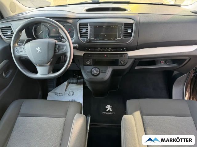 Peugeot Traveller