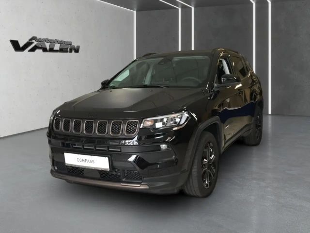 Jeep Compass 1,3 ltr. 4xe Upland Plug-In Hybrid 2022 Hybride / Benzine
