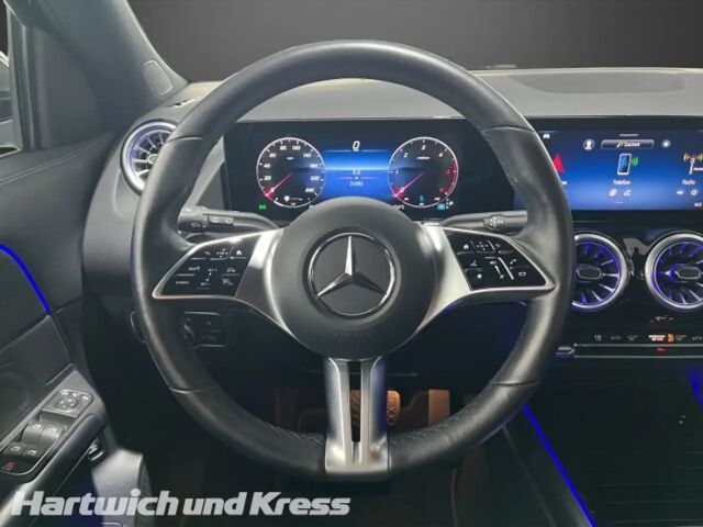 Mercedes-Benz GLA 220