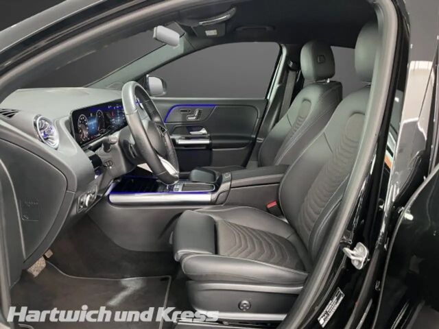 Mercedes-Benz GLA 220