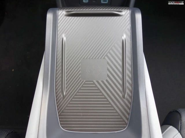 BYD Dolphin Surf
