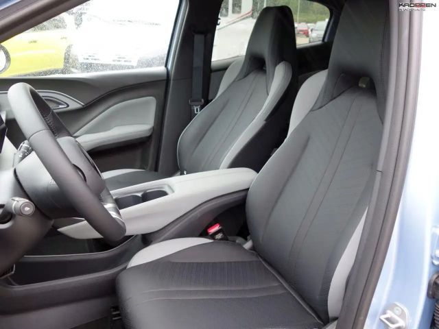 BYD Dolphin Surf