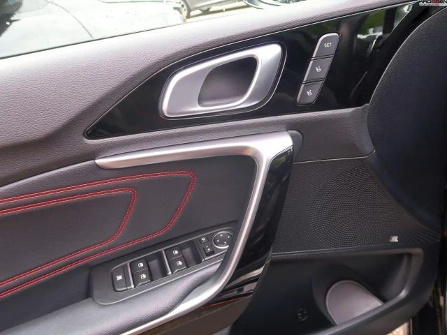 Kia Ceed / cee'd