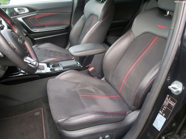 Kia Ceed / cee'd