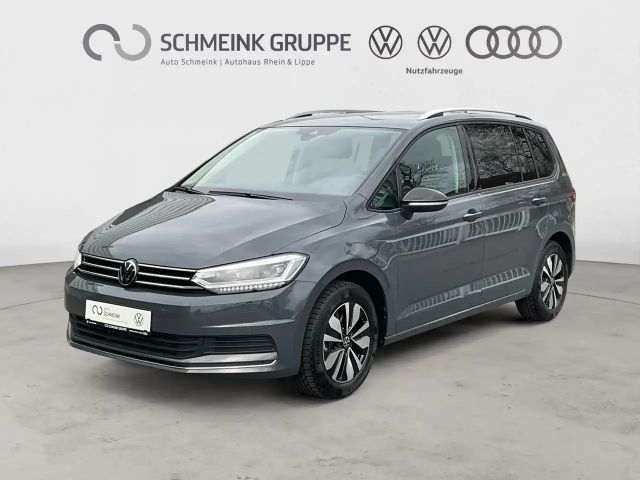 Volkswagen Touran 1.5 TSI DSG GOAL Allwetterreifen AHK Navi 2025 Benzine