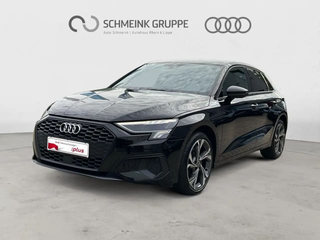Audi A3 35 TFSI Stronic LED ACC SHZ Keyless 2023 Benzine