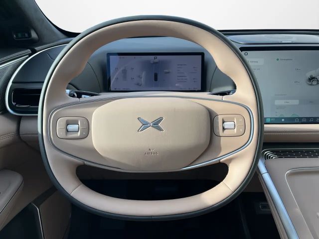 Xpeng G9