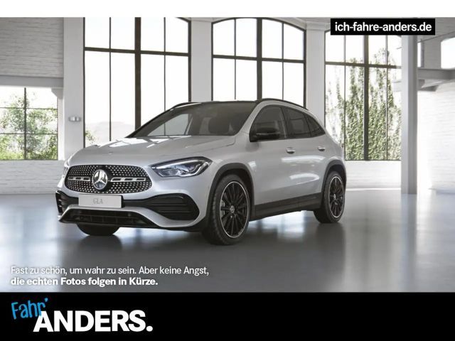 Mercedes-Benz GLA 250 e Night+DISTR.+Kam+LED+Pano+SHZ+LMR AMG 2022 Hybride / Benzine