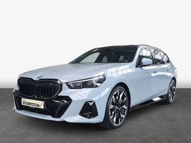 BMW 520 d xDrive Touring M-Sport Pro AHK Pano Head-Up uvm. 2026 Diesel