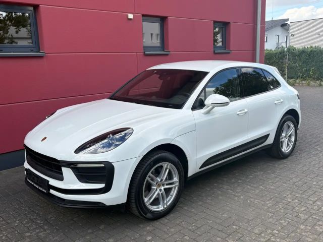 Porsche Macan MACAN III PDK NEUES MODELL 265PS KAMERA KLAPPEN NAVI AHK 1-HAND TOP* 2022 Benzine