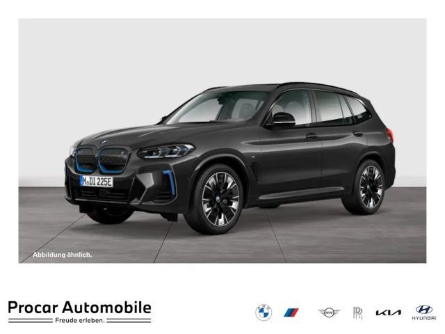 BMW iX3 HUD PANO ACC AHK 360°KAM RFK NAVI Standh. 2023 Elektrisch