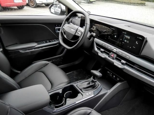 Kia K4