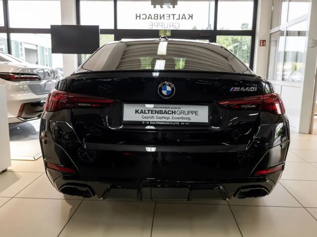 BMW 440