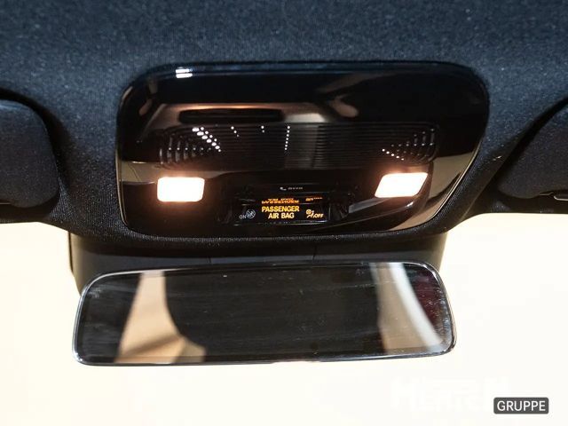Mercedes-Benz CLA 350