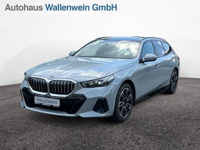 BMW 520 d Touring, M Sport, Panorama, AHK, DrivAssPlus 2024 Diesel
