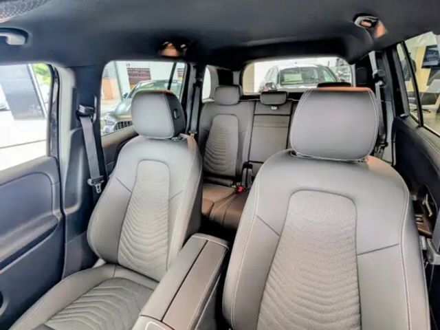 Mercedes-Benz GLA 220