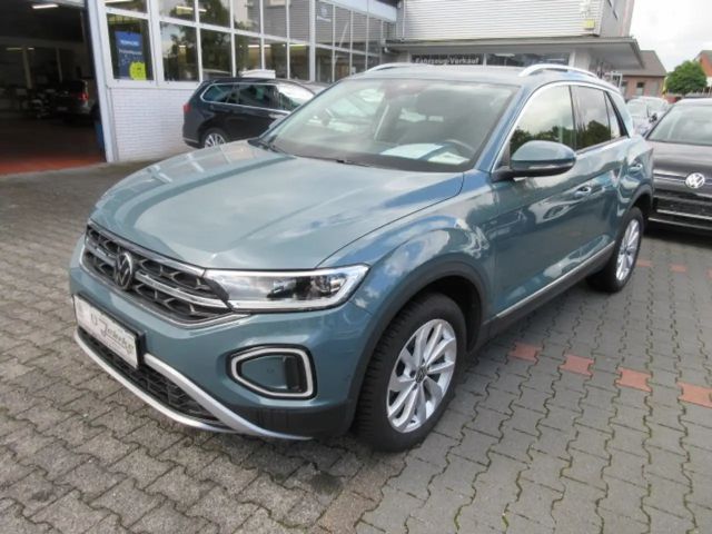 Volkswagen T-Roc Style 2.0 TDI DSG NAVI AHK IQ LIGHT KAMERA ACC ALU APS SITZHEIZUNG CLIMATRONIC GJR 2024 Diesel