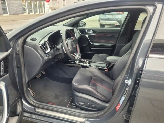 Kia Ceed / cee'd