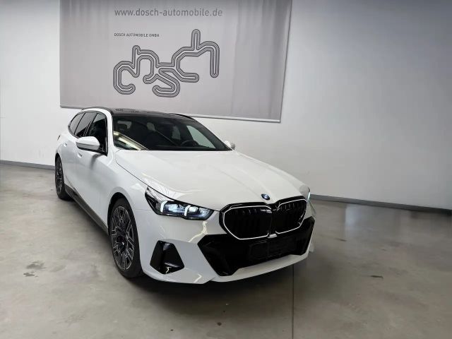 BMW 520 520d xDr. M Sport PRO/PANO/AHK/ICONIC 2026 Diesel