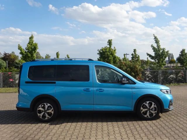 Ford Grand Tourneo