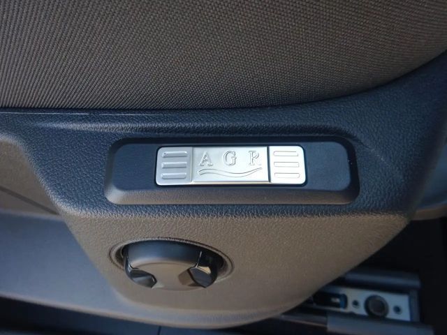 Ford Grand Tourneo
