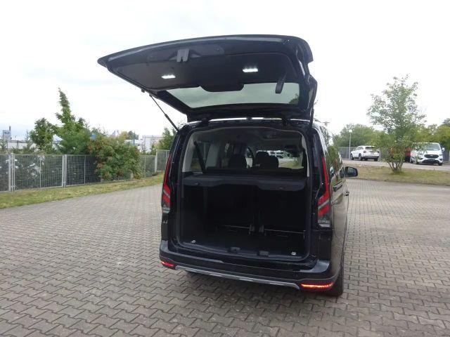 Ford Grand Tourneo