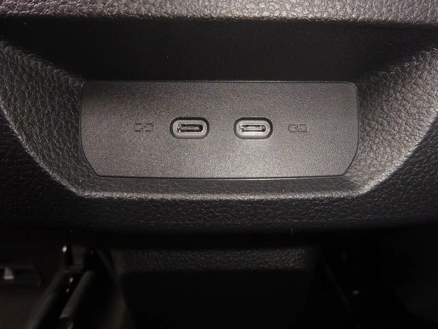 Ford Grand Tourneo