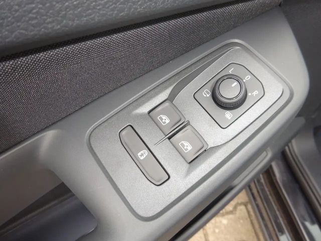 Ford Grand Tourneo