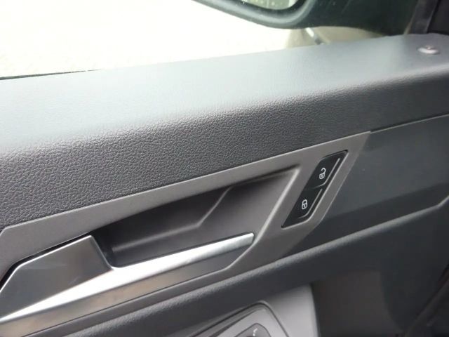 Ford Grand Tourneo