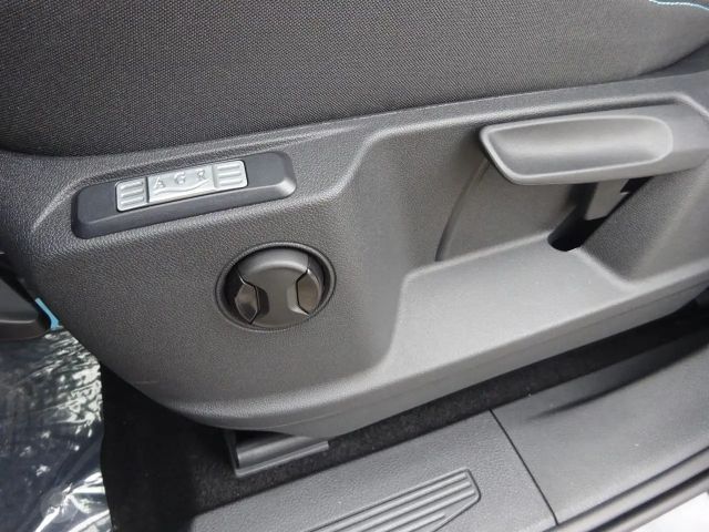 Ford Grand Tourneo