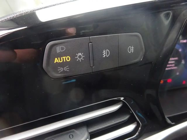 Ford Grand Tourneo