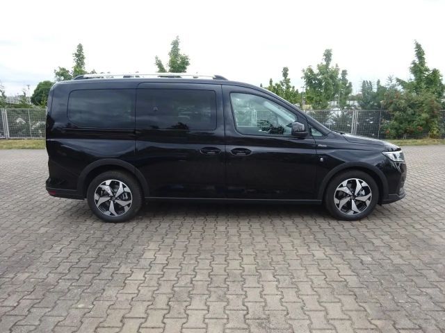 Ford Grand Tourneo