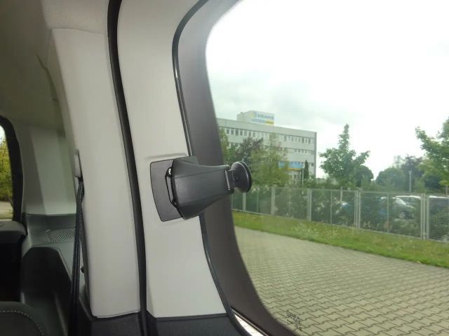 Ford Grand Tourneo