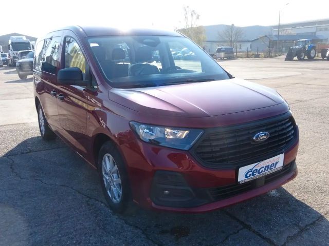 Ford Grand Tourneo