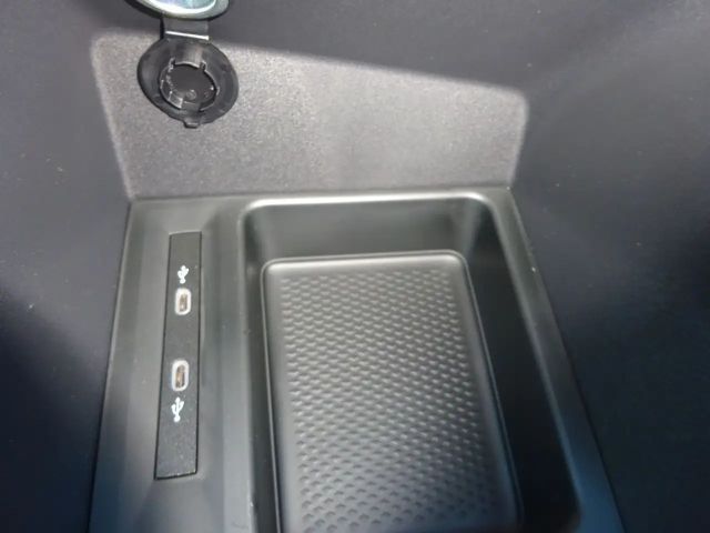 Ford Grand Tourneo