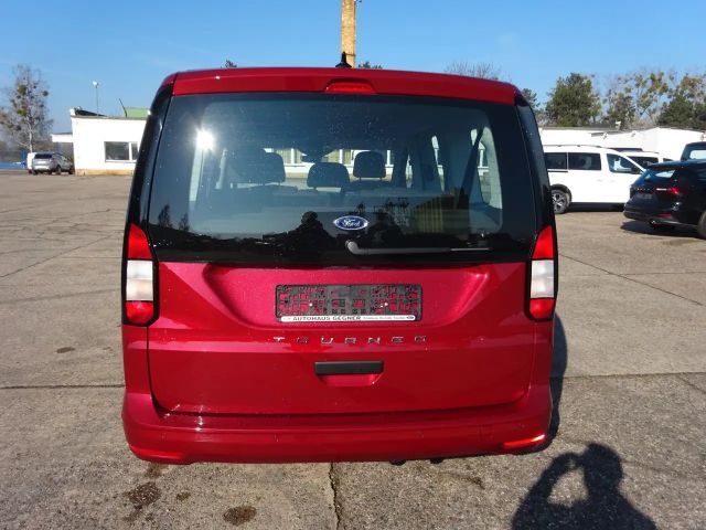 Ford Grand Tourneo