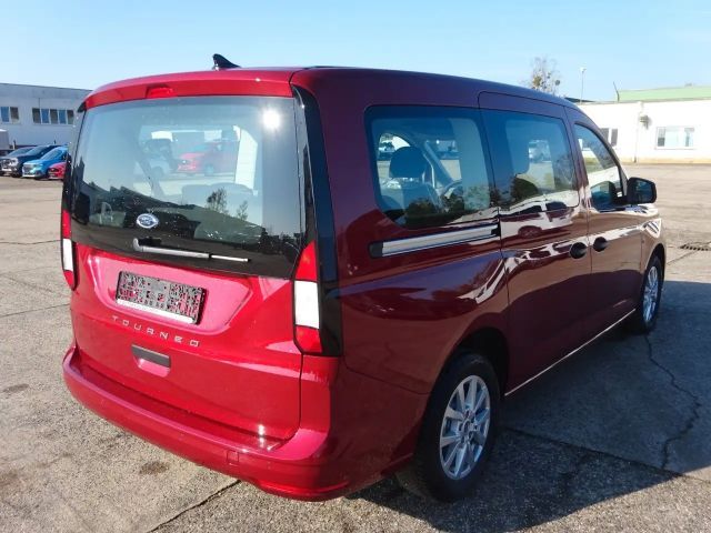 Ford Grand Tourneo