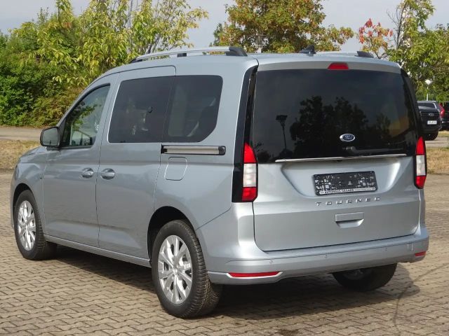 Ford Tourneo