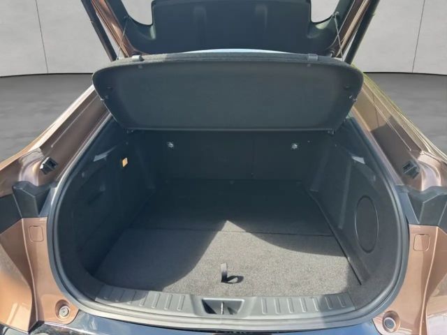 Mazda 6e