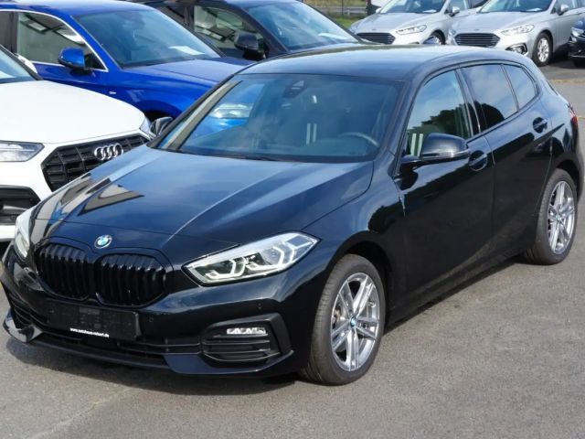 BMW 118 i Advantage*Shadow-Line*M-Sport ALUFELGEN 2021 Benzine